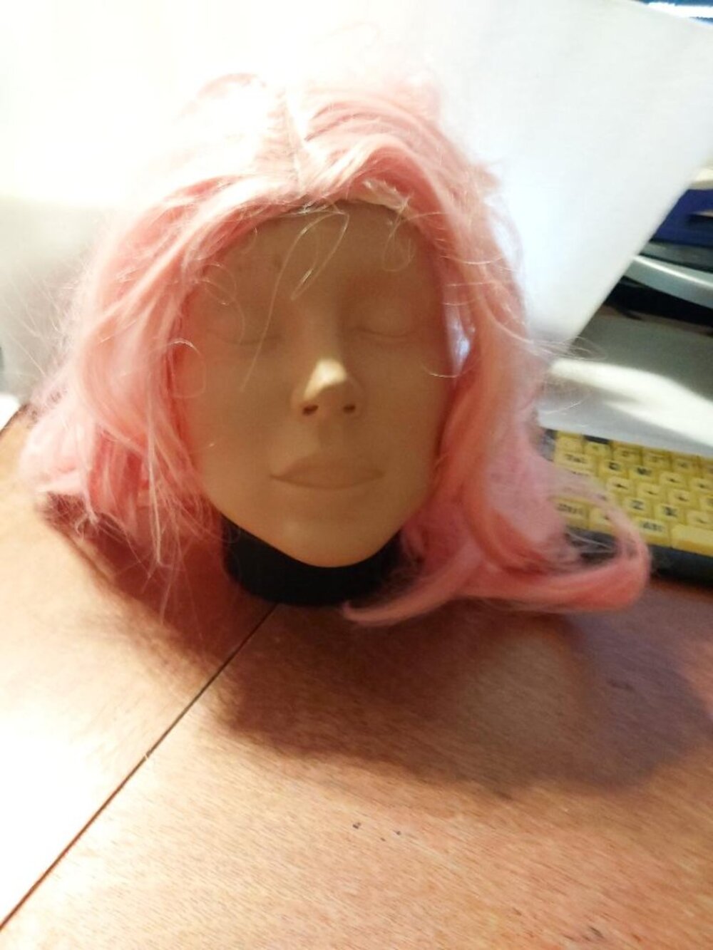 NEW ! Women Long 24" Inch Wig Curly Light Pink